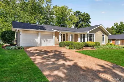 15345 Country Ridge Drive, Chesterfield, MO 63017 - Photo 2