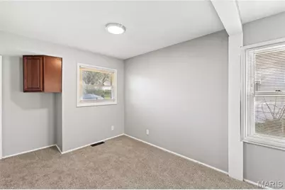257 Cameron Road, Saint Louis, MO 63137 - Photo 12