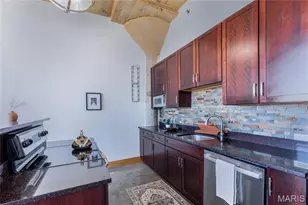 2323 Locust St, Saint Louis, MO 63103 - Photo 18