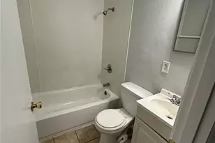 6812 Brower Ct, Saint Louis, MO 63134 - Photo 6