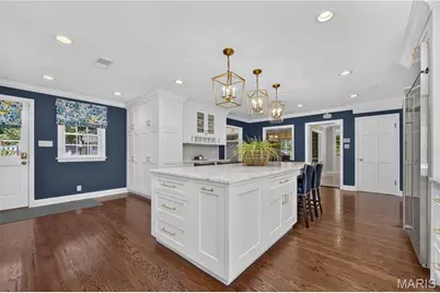 8001 Watkins Drive, Clayton, MO 63105 - Photo 10
