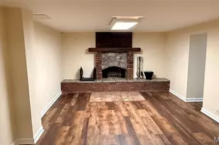 10830 Atterbury Dr, Saint Louis, MO 63123 - Photo 22