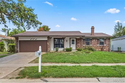 763 Mediterranean Drive, Florissant, MO 63031 - Photo 2