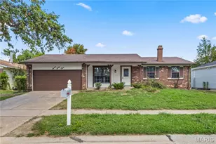 763 Mediterranean Dr, Florissant, MO 63031 - Photo 2