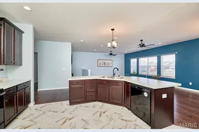 571 Newcastle Drive, Troy, MO 63379 - Photo 14