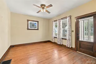 201 Perry St, Saint Charles, MO 63301 - Photo 6