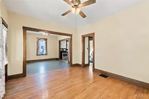 201 Perry St, Saint Charles, MO 63301 - Photo 8