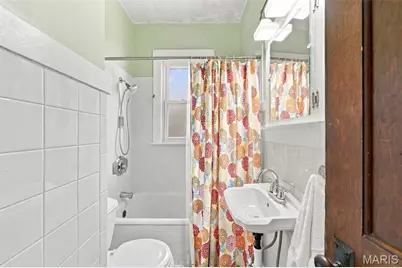 201 Perry Street, Saint Charles, MO 63301 - Photo 26