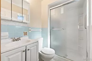 12022 Trampe Heights Ln, Hazelwood, MO 63138 - Photo 16