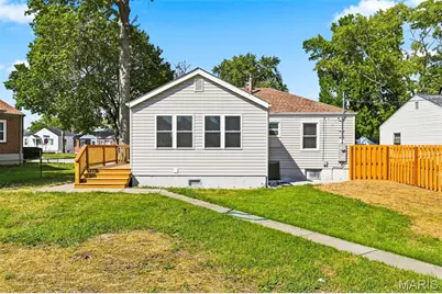 10620 Saint Stephen Lane, Saint Ann, MO 63074 - Photo 2