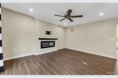 345 Newbridge Way, O'Fallon, MO 63368 - Photo 8