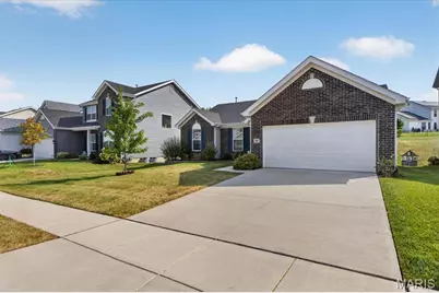 132 Prairie Wind Drive, Wentzville, MO 63385 - Photo 2