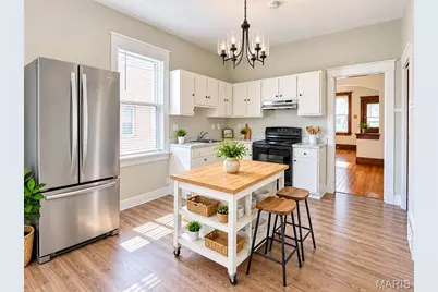 4640 Ray Avenue, Saint Louis, MO 63116 - Photo 4