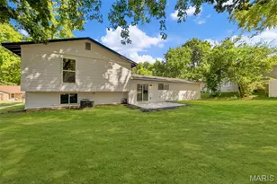 18 Craigwood Dr, Saint Peters, MO 63376 - Photo 44