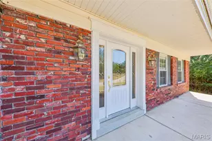 70 Breezeview Dr, Ballwin, MO 63021 - Photo 8