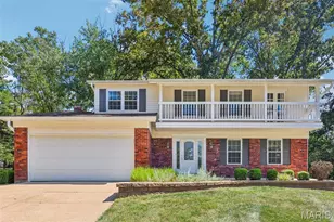 70 Breezeview Dr, Ballwin, MO 63021 - Photo 4