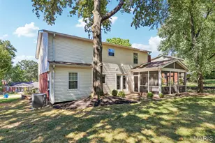 70 Breezeview Dr, Ballwin, MO 63021 - Photo 46