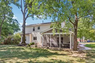 70 Breezeview Dr, Ballwin, MO 63021 - Photo 44