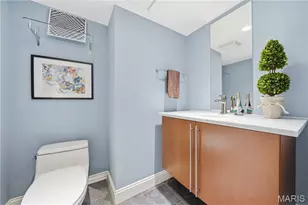 4510 Pershing Pl, Saint Louis, MO 63108 - Photo 32