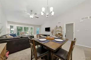 105 Maryland Dr, O'Fallon, MO 63366 - Photo 6