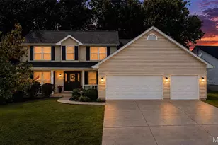 903 Indian Rock Ct, Wentzville, MO 63385 - Photo 1