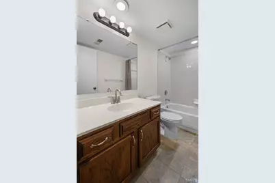 1968 Meadowtree Lane #5, Kirkwood, MO 63122 - Photo 34