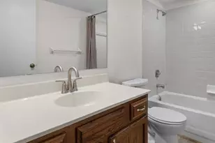 1968 Meadowtree Ln, Kirkwood, MO 63122 - Photo 34