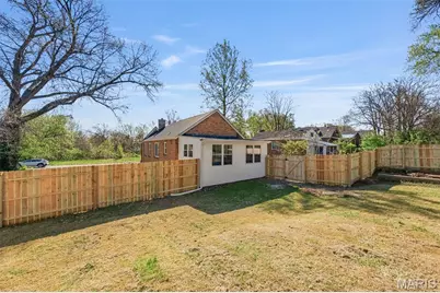 129 N Dade Avenue, Ferguson, MO 63135 - Photo 30