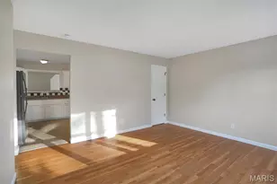 6136 Emerald Ave, Saint Louis, MO 63135 - Photo 4