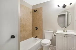 6136 Emerald Ave, Saint Louis, MO 63135 - Photo 8