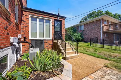 10636 Rebecca Drive, Saint Louis, MO 63128 - Photo 20