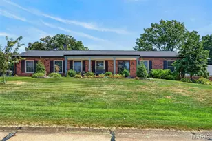 10636 Rebecca Dr, Saint Louis, MO 63128 - Photo 2