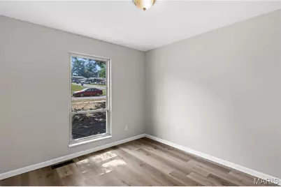 3705 Seville Drive, Florissant, MO 63033 - Photo 14
