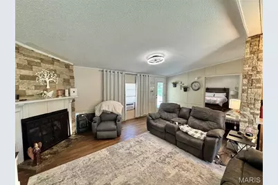 154 Country Drive, Foley, MO 63347 - Photo 2