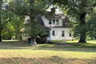 3135 Bassett Rd, Unincorporated, MO 63069 - Photo 8