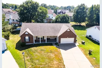 882 Sara Beth Court, Saint Peters, MO 63376 - Photo 4