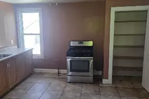 8559 Mora Ln, Saint Louis, MO 63147 - Photo 6