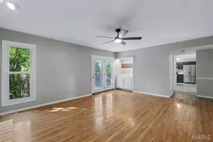 2803 Elk Peak Ct, Saint Louis, MO 63129 - Photo 8