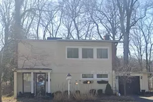 51 Waverton Dr, Ladue, MO 63124 - Photo 4