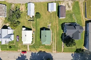 125 E 9th St, Hermann, MO 65041 - Photo 24