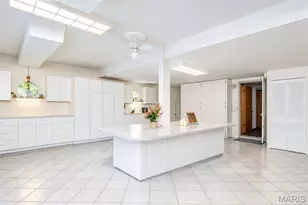 1806 Shield Ct, Lake Sherwood, MO 63357 - Photo 10