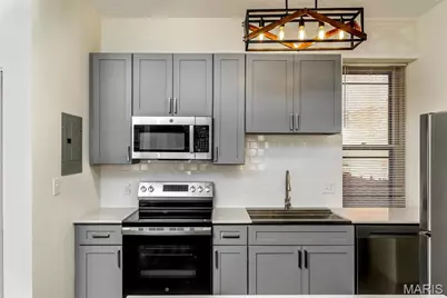 3805 Shenandoah Avenue #A - 2nd floor, Saint Louis, MO 63110 - Photo 6