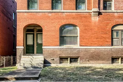 3805 Shenandoah Avenue #A - 2nd floor, Saint Louis, MO 63110 - Photo 2
