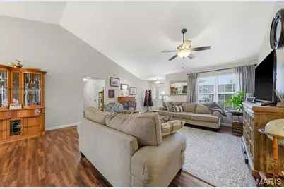 838 Greenbriar, Union, MO 63084 - Photo 6