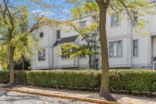 26 Columbus Square Dr, Saint Louis, MO 63101 - Photo 2