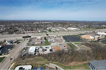 1394 Jungs Station Road, Saint Peters, MO 63303 - Photo 4