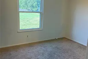 1637 Summergate Pkwy, Saint Peters, MO 63303 - Photo 8