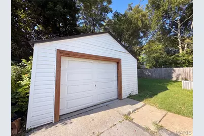 316 Lithia Avenue, Saint Louis, MO 63119 - Photo 14