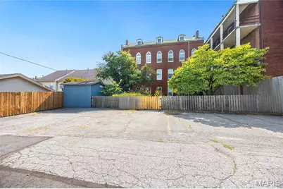1621 S 11th Street #B, Saint Louis, MO 63104 - Photo 30