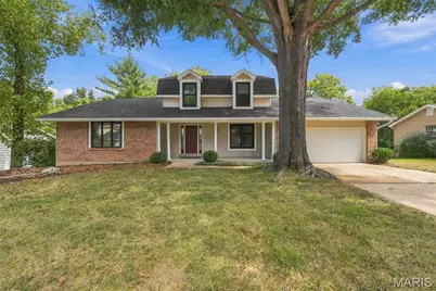1751 Canyon View Court, Chesterfield, MO 63017 - Photo 2